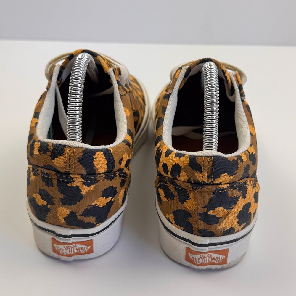 NWOB Vans | Comfycush Old Skool Sneaker - Golden Brown/Golden Glow - 8.5 - Picture 3 of 7